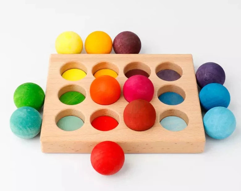 12 Wooden Coloured Balls 